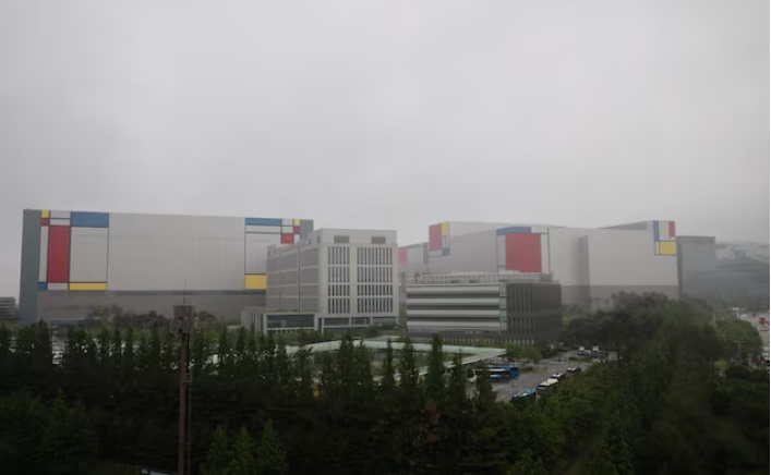 Samsung Electronics union pay dispute